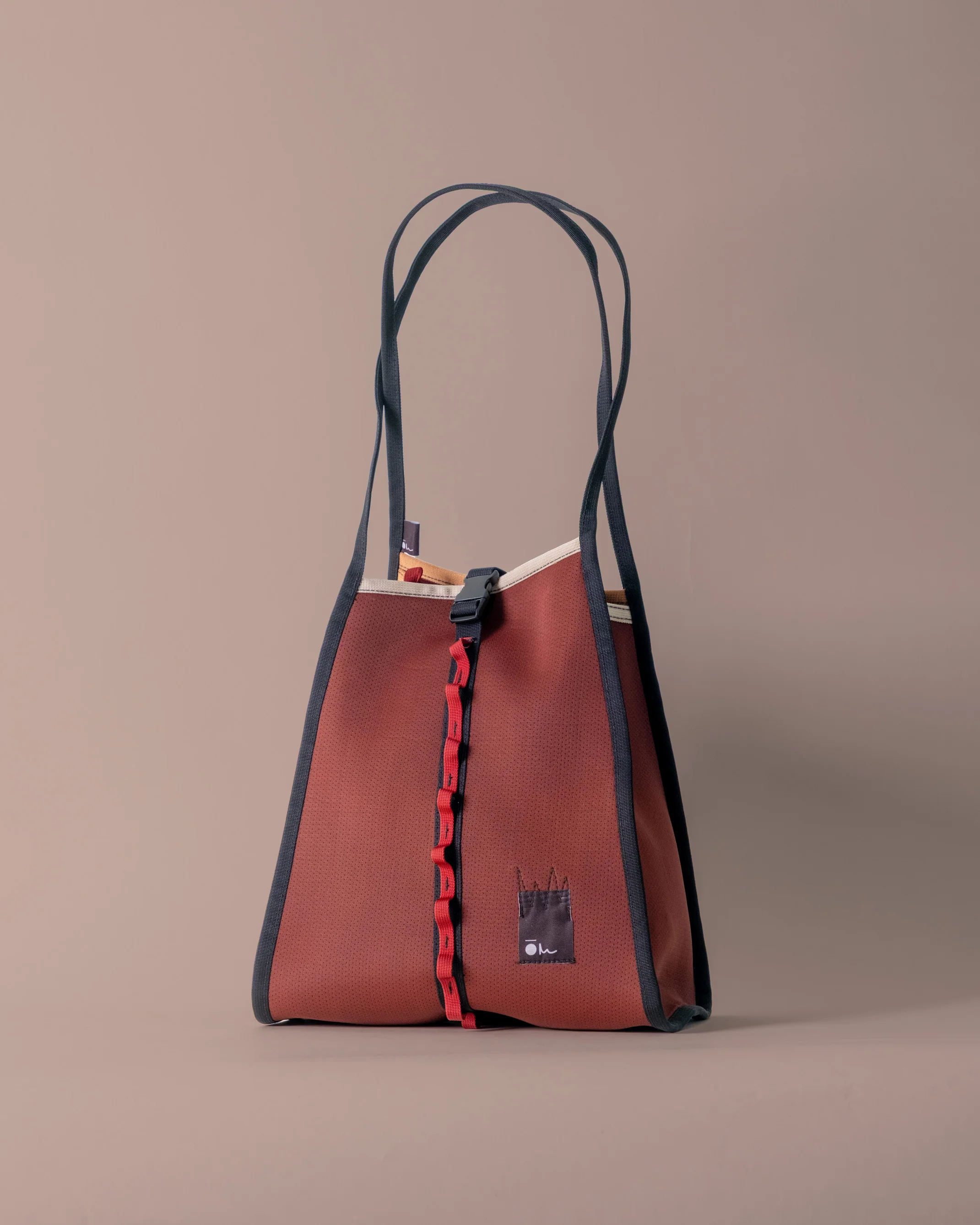 MALA MULTICOLOR - Lacquer Red